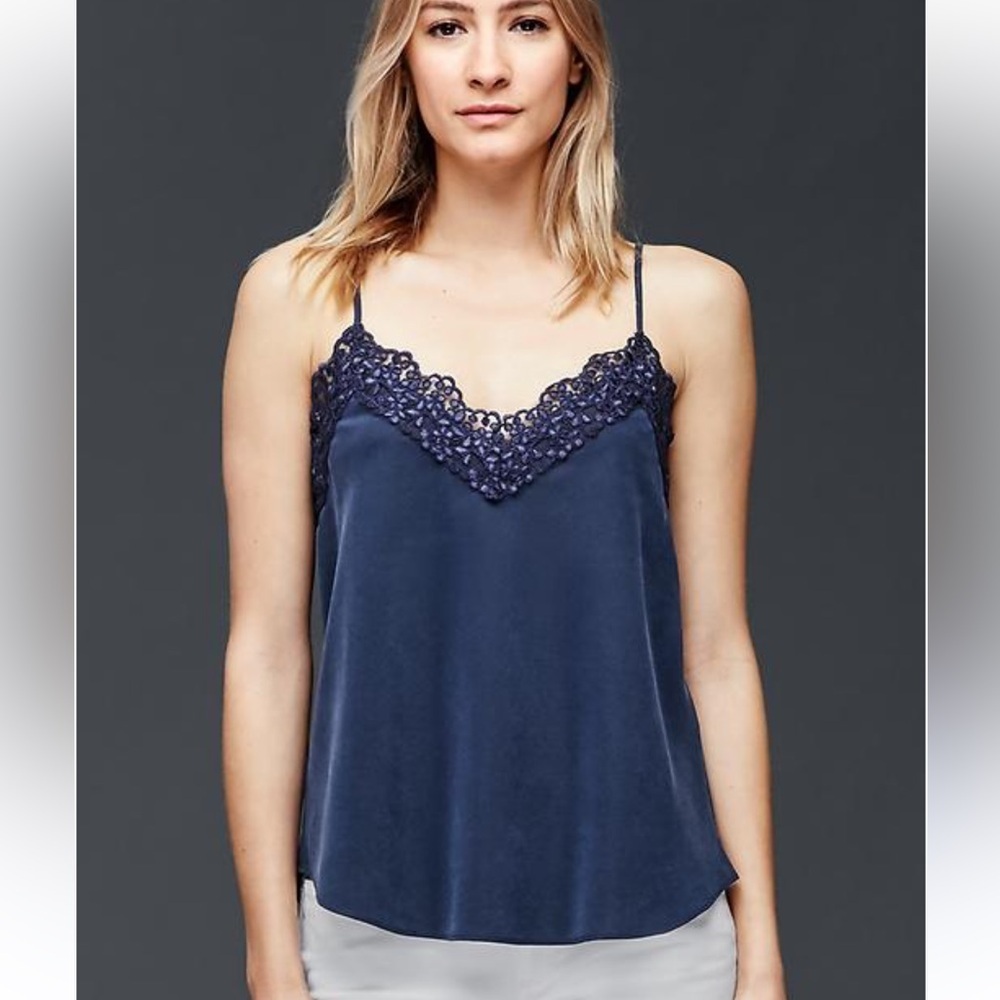GAP Midnight Blue Lace trim delicate feminine Camisole top size XS